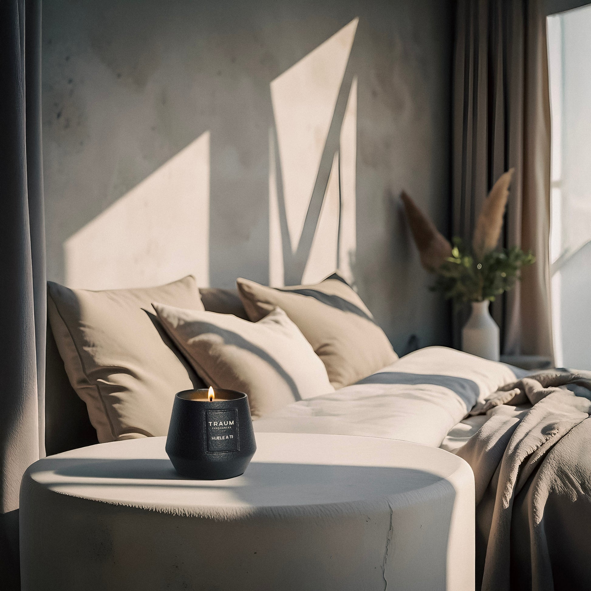 Sensory designer Candle with oud